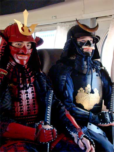 Samurais com Yoroi