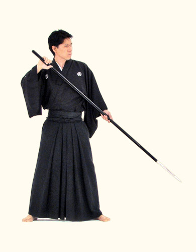 Sensei com Yari, a lan�a dos Samurai